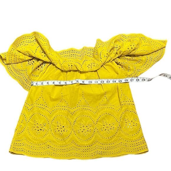 Cupcakes And Cashmere Women’s Davy Off The Shoulder Eyelet Top, Size XS, NWT - Picture 5 of 10